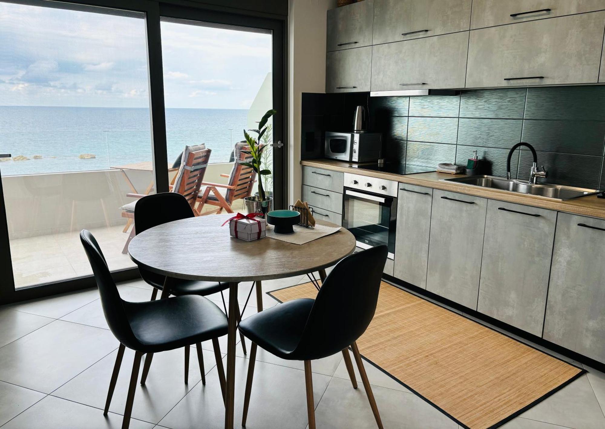 Zonapartments A Sea View-City Center ハニア エクステリア 写真